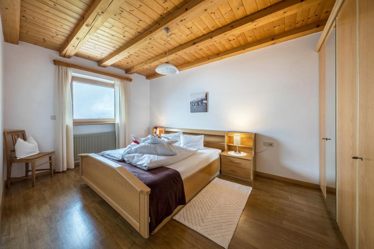 Eichernhof Apartment Marillenbluete Verano エクステリア 写真