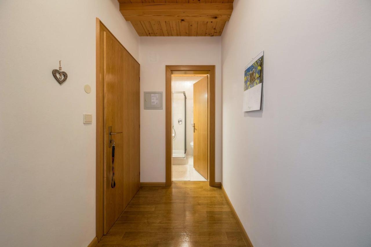 Eichernhof Apartment Marillenbluete Verano エクステリア 写真