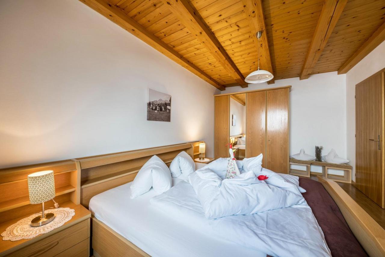 Eichernhof Apartment Marillenbluete Verano エクステリア 写真